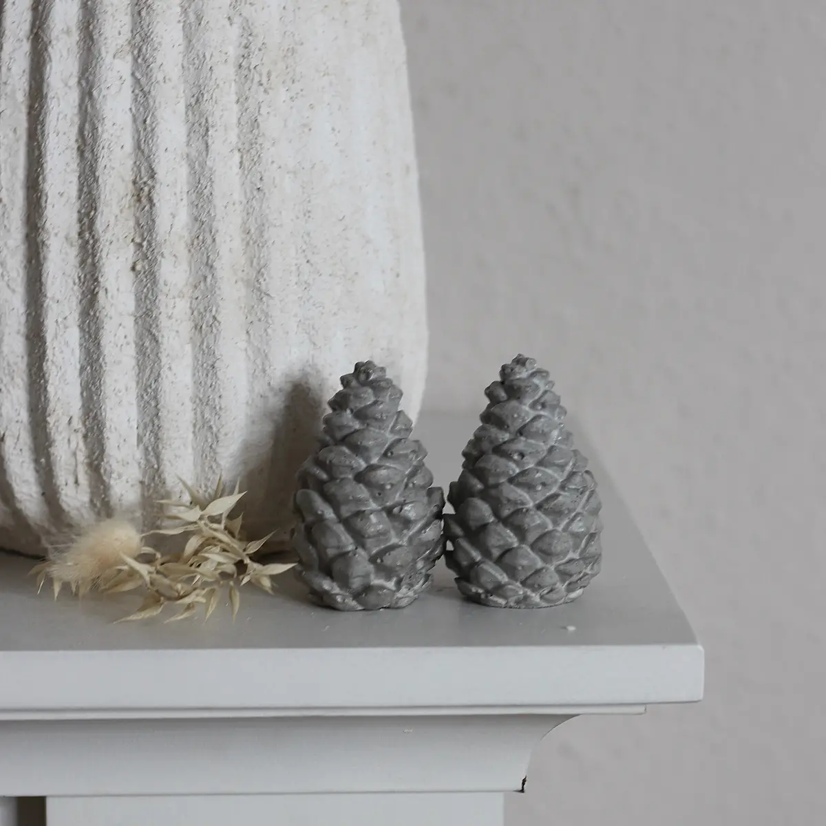 2 Er Set  Kiefer Zapfen Beton 1