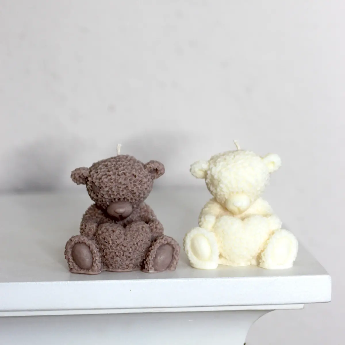 Kerze ; Teddy; Sitzender Teddy Mit Herz 1