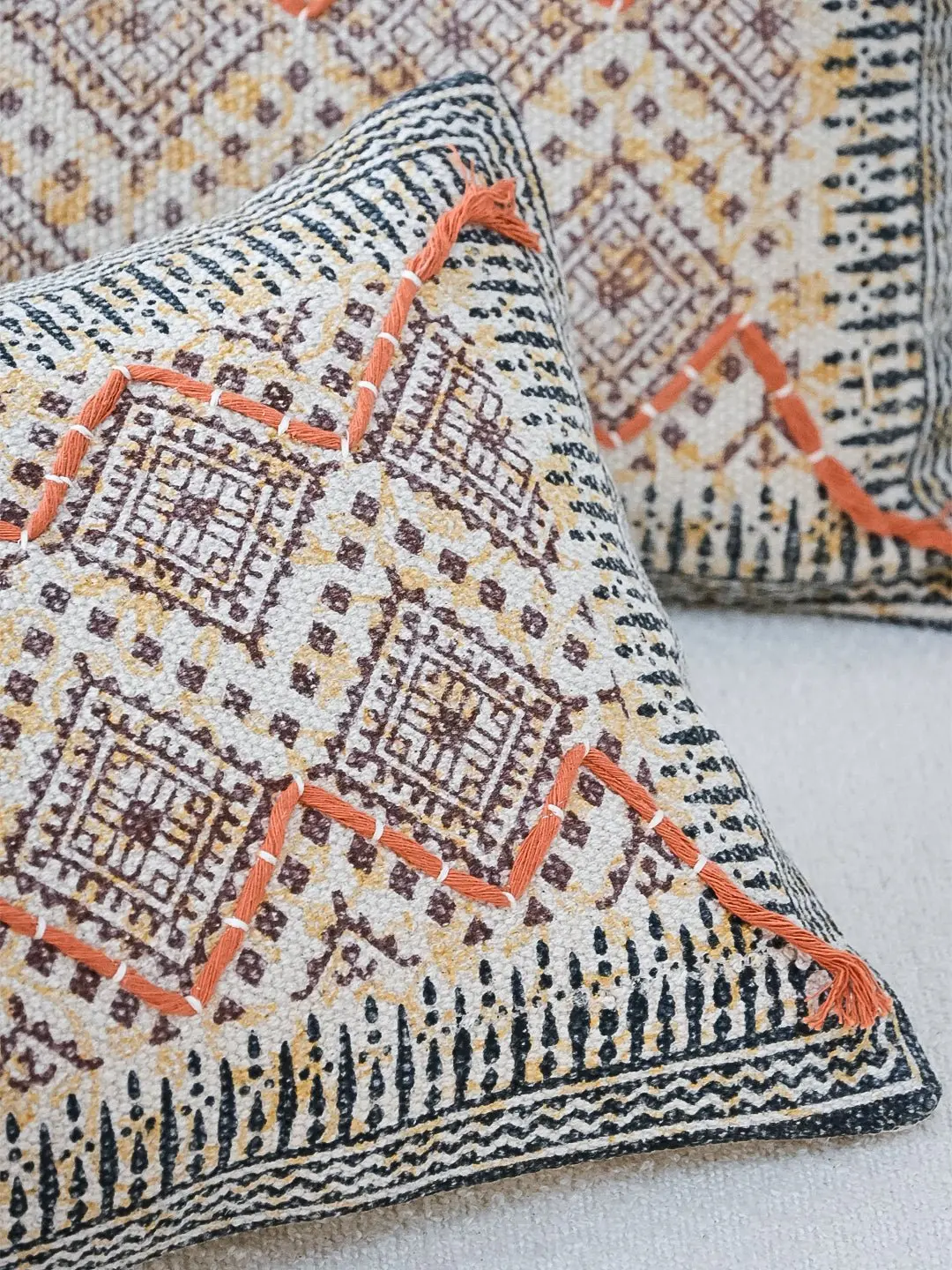 Perline- Lumbar Cushion Cover 2