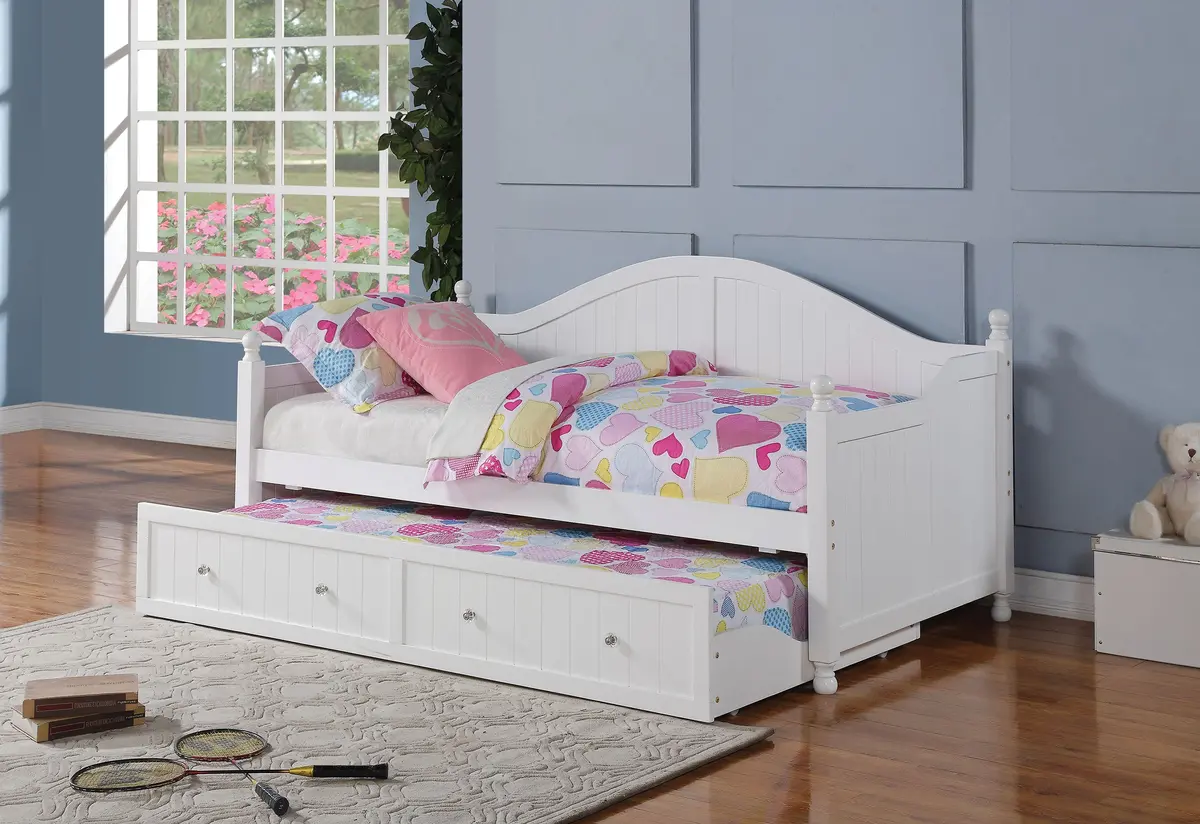 Julie Ann Daybed With Trundle 2