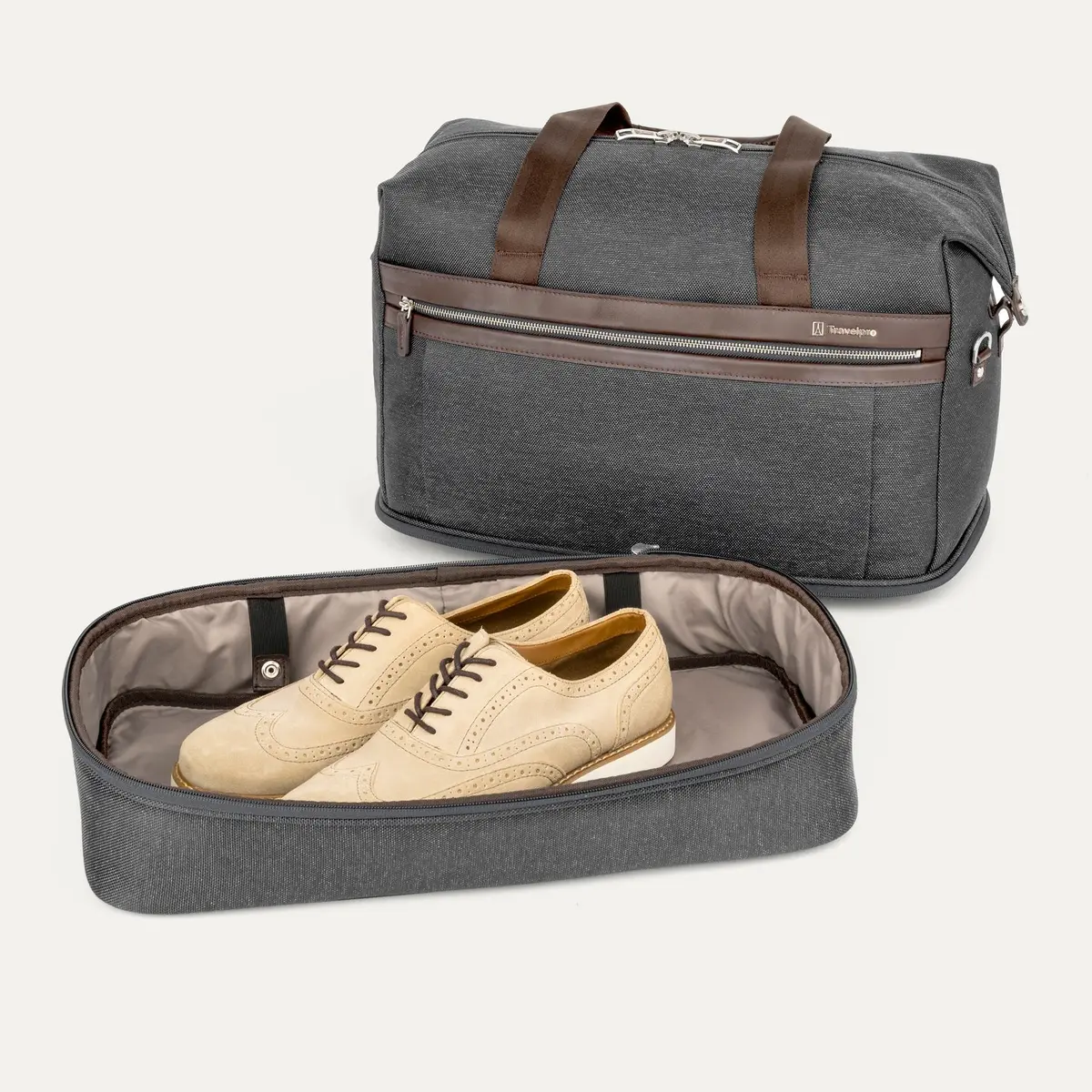 Platinum® Elite Drop-Bottom Weekender (38 X 47 X 23 Cm) 2