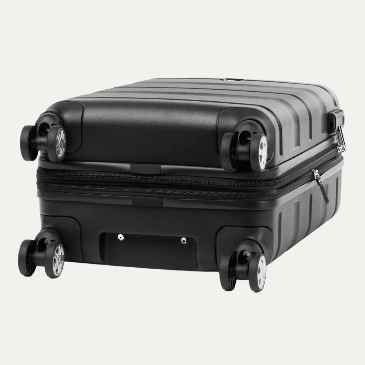 Travelpro Runway® Carry-On / Convertible Medium To Large Hardside Luggage Set 4