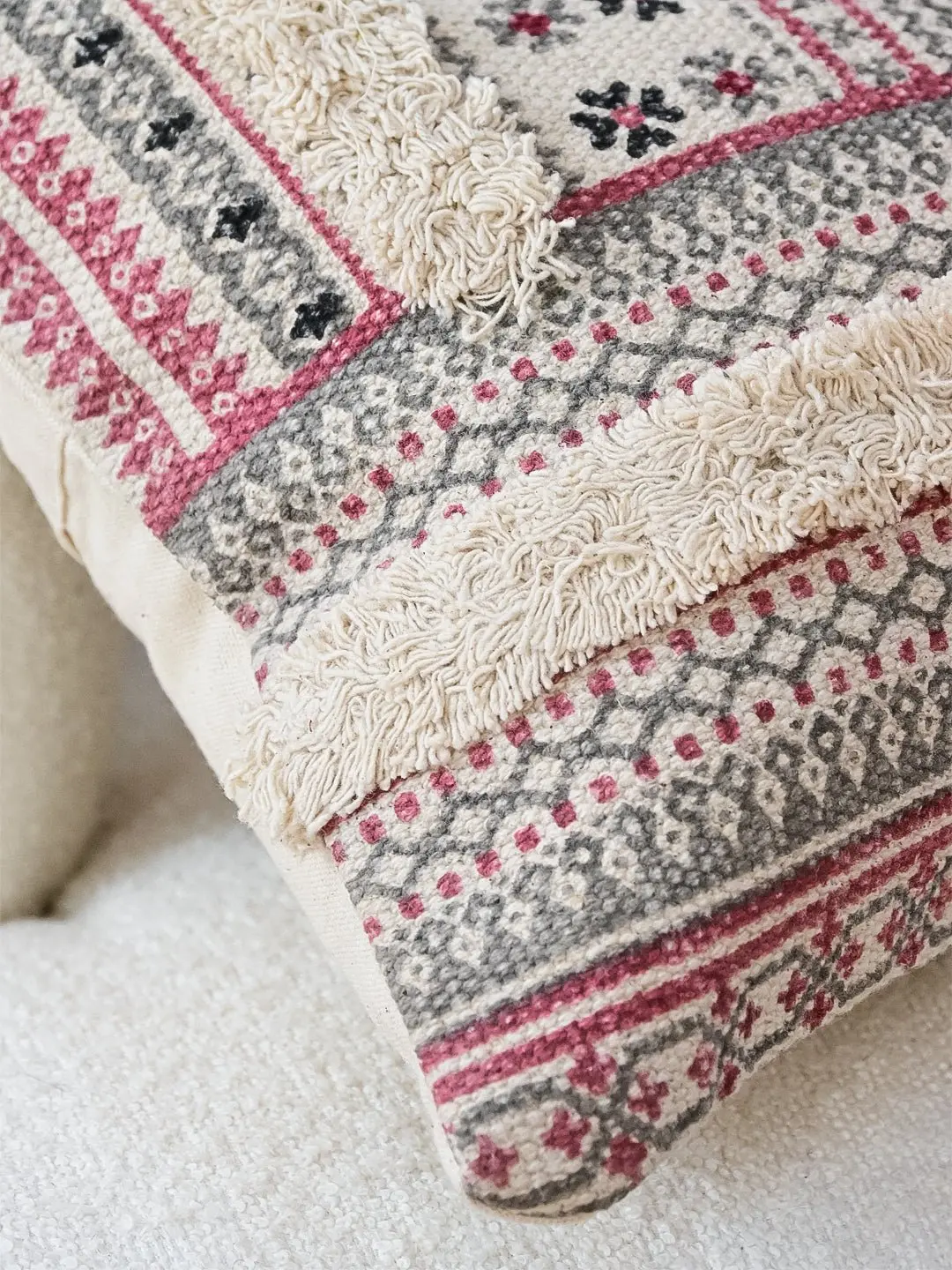 Striata- Lumbar Cushion Cover 2