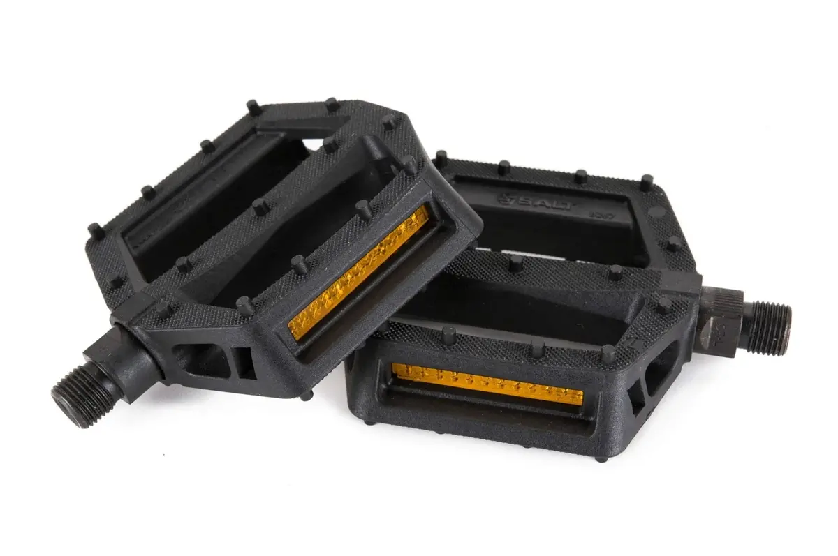 Salt Junior Pedal 1/2" Nylon In Black 1
