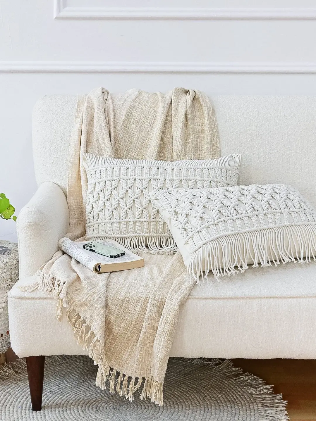 Prissy - Lumbar Cushion Cover 1