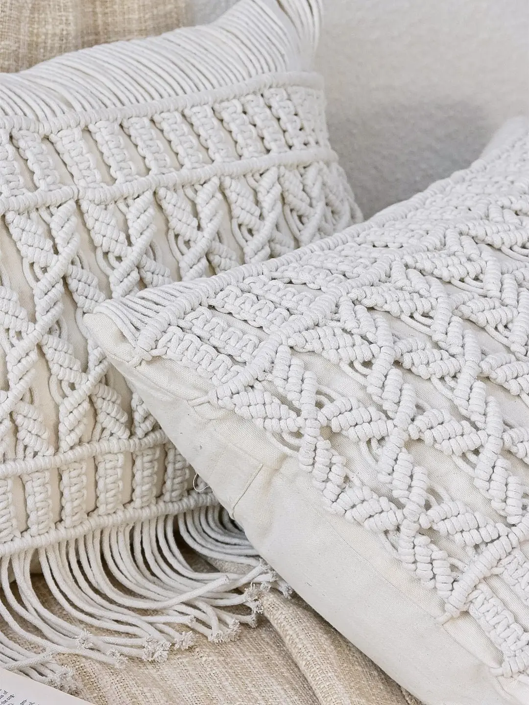 Prissy - Lumbar Cushion Cover 2