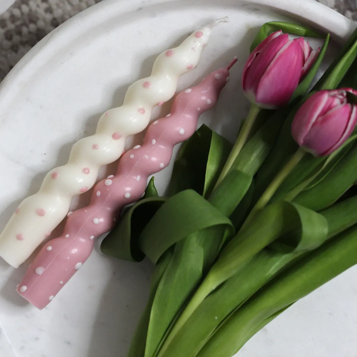 „Getrullerte“ Stabkerze 2Er Set; Punkte Pink 1