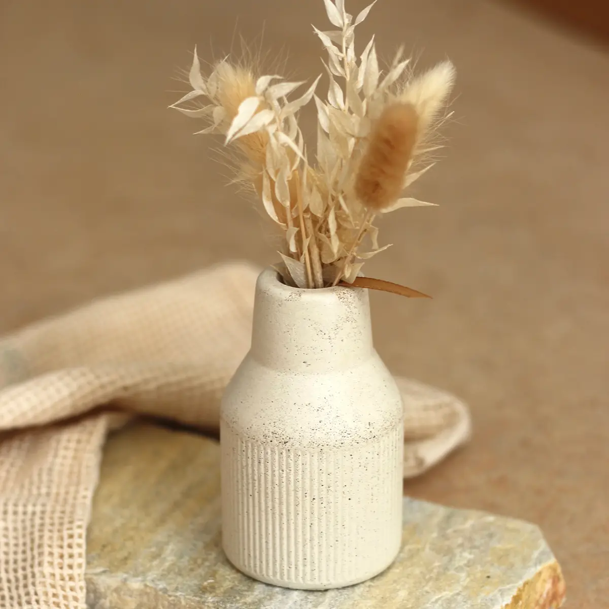 Betonvase; Vase ; Trockenblumenvase 3 2