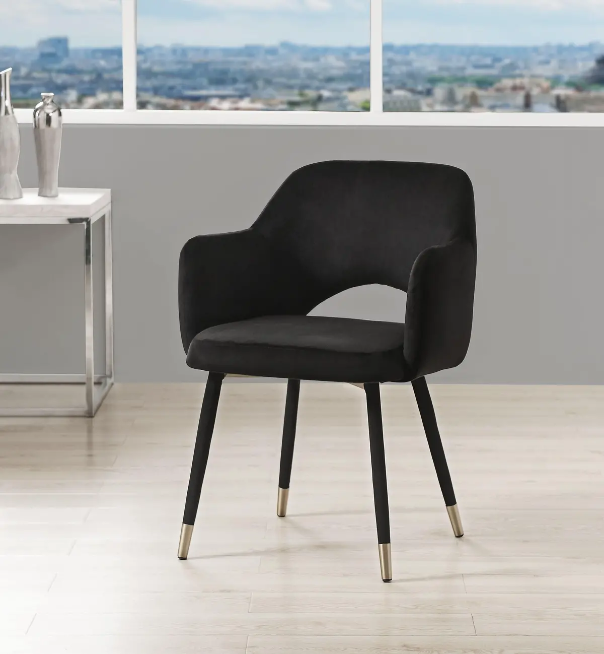 Applewood Black Velvet & Gold Accent Chair 1