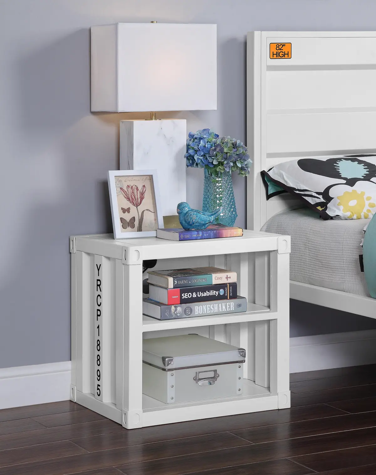 Cargo White Nightstand (Usb) 1