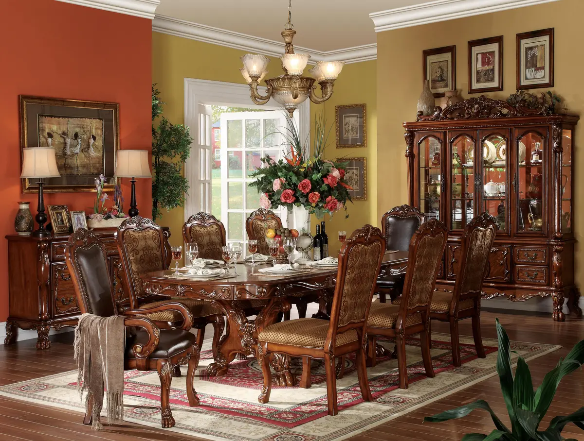 Dresden Cherry Oak Dining Table 1