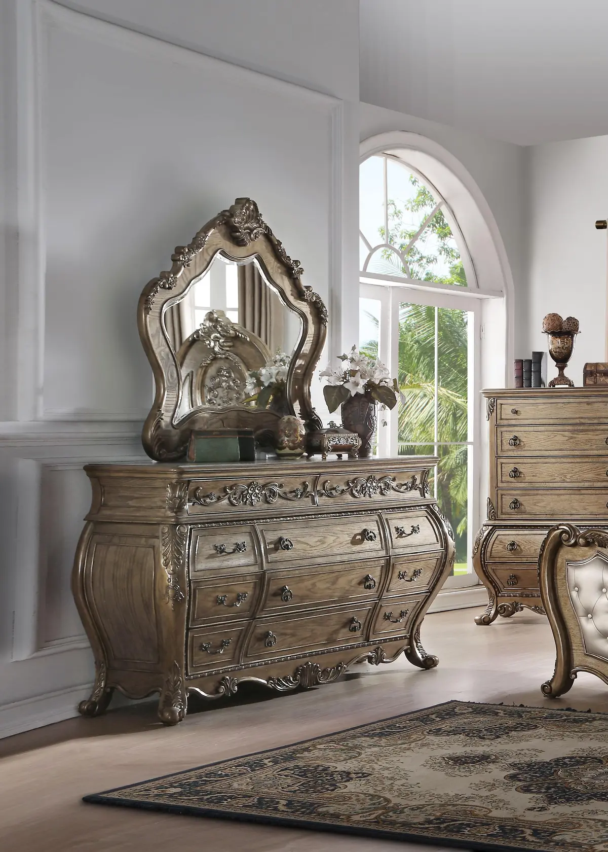 Ragenardus Vintage Oak Dresser 1
