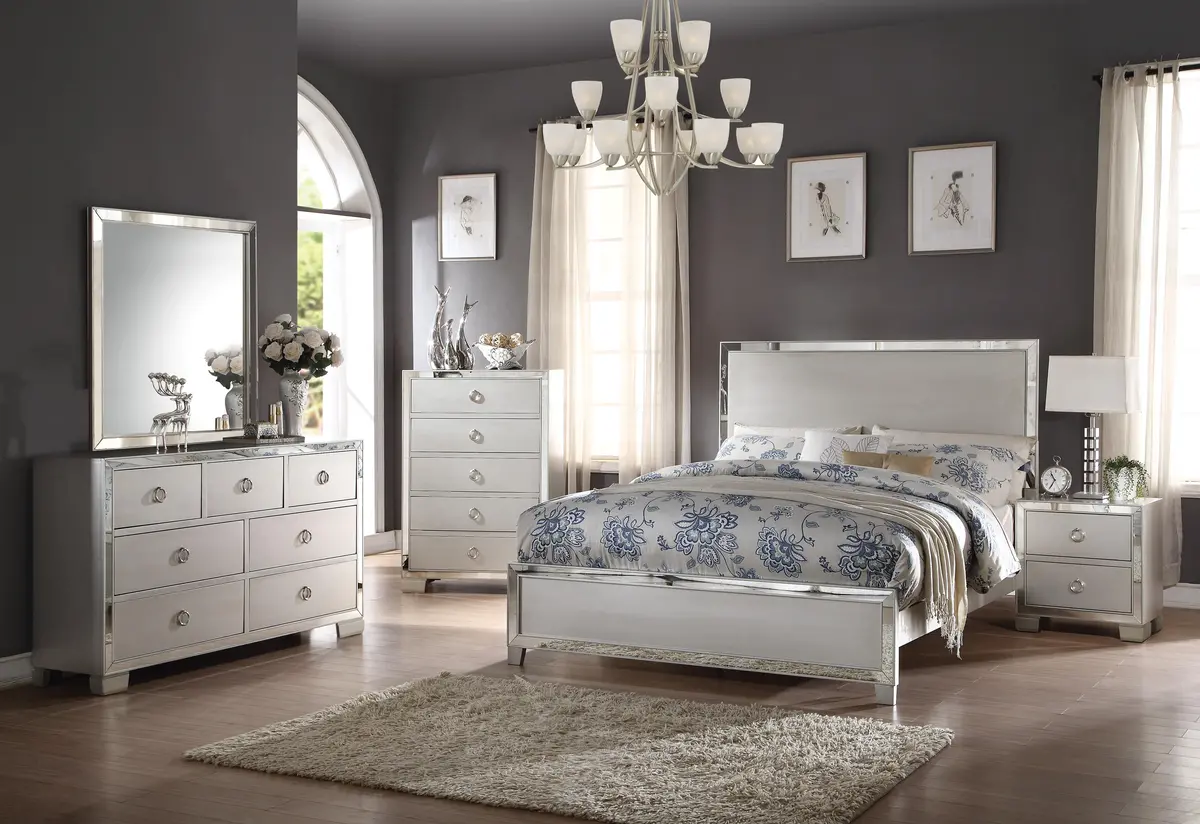 Voeville Ii Platinum Queen Bed 1