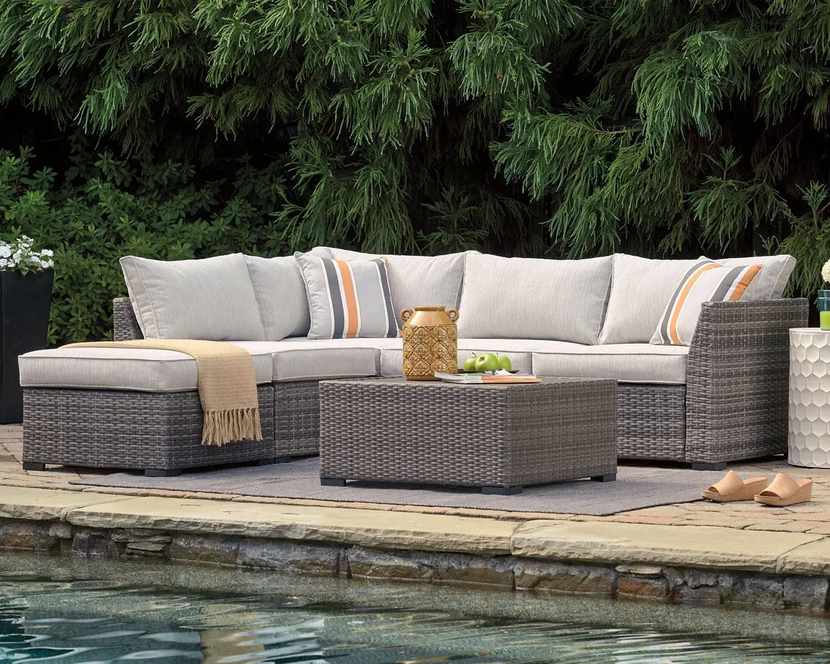 Cherry Point 4-Piece Outdoor Sectional Set 2