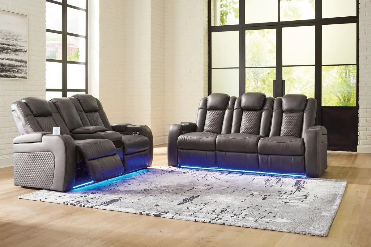 Fyne-Dyme Living Room Set 1