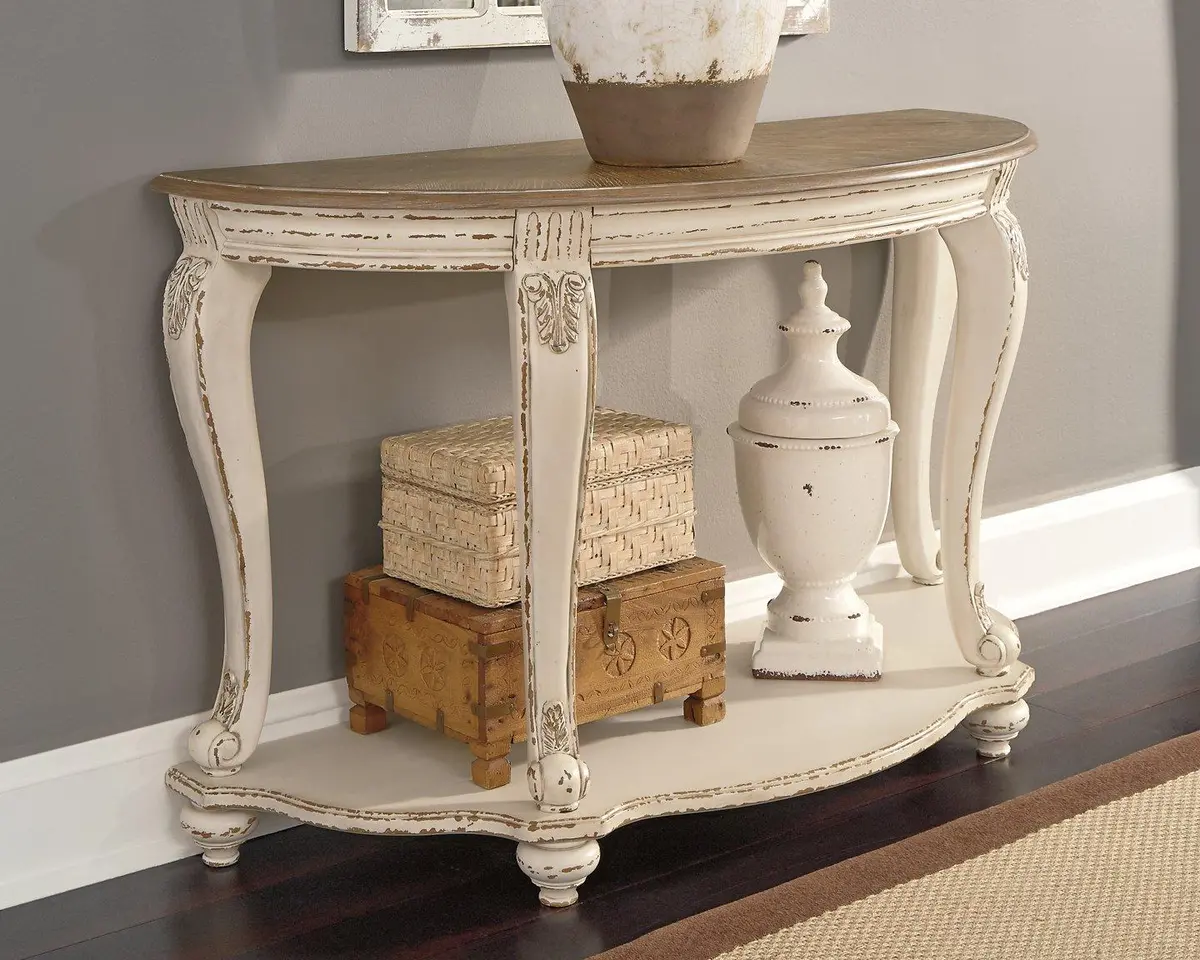 Realyn Sofa Table 2