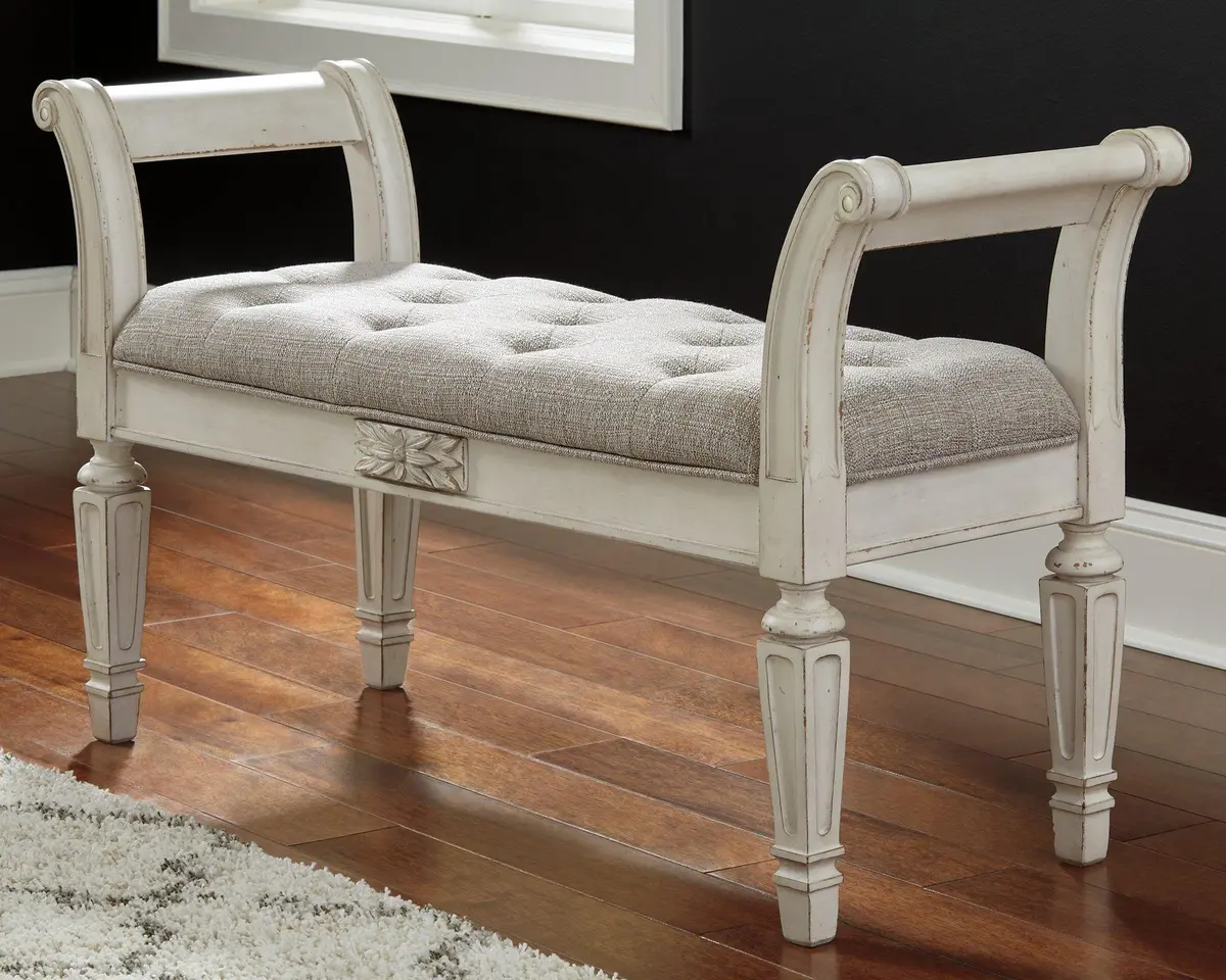 Realyn Accent Bench 2