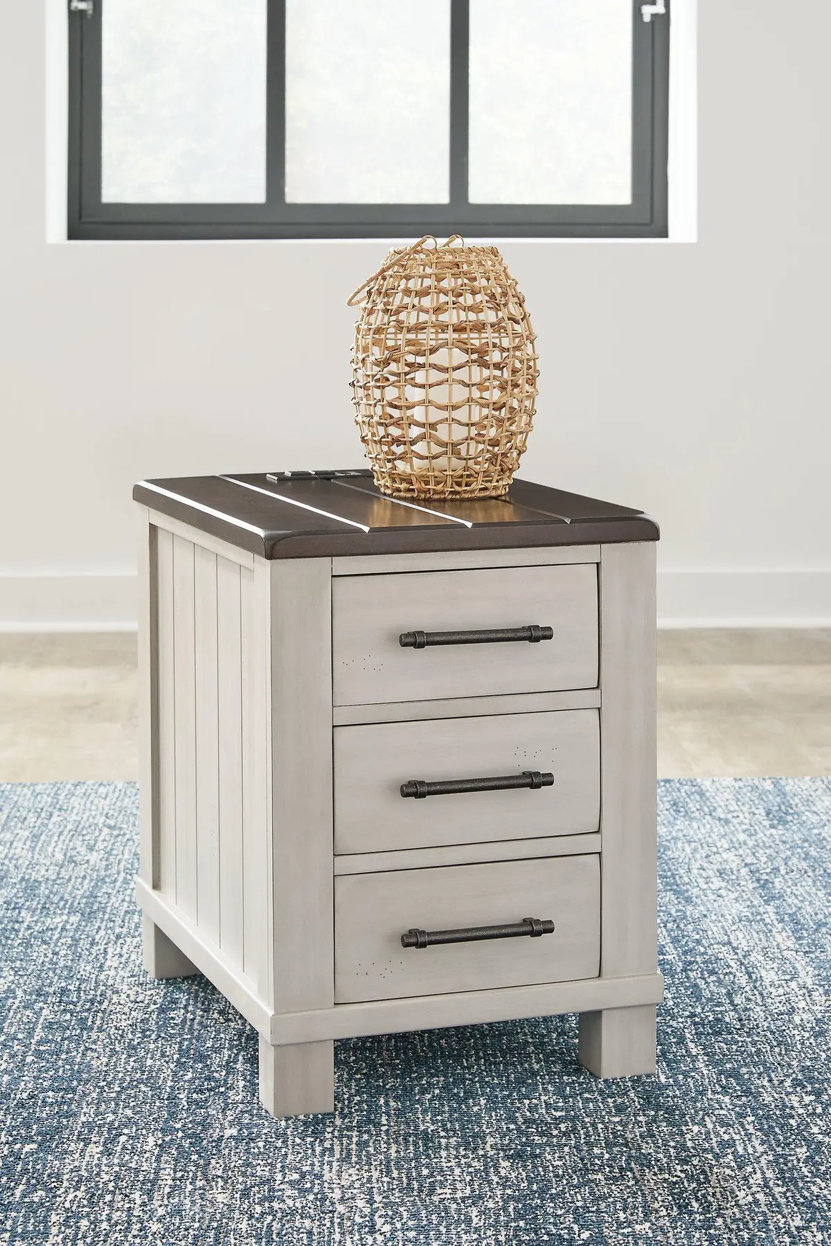 Darborn Chairside End Table 2