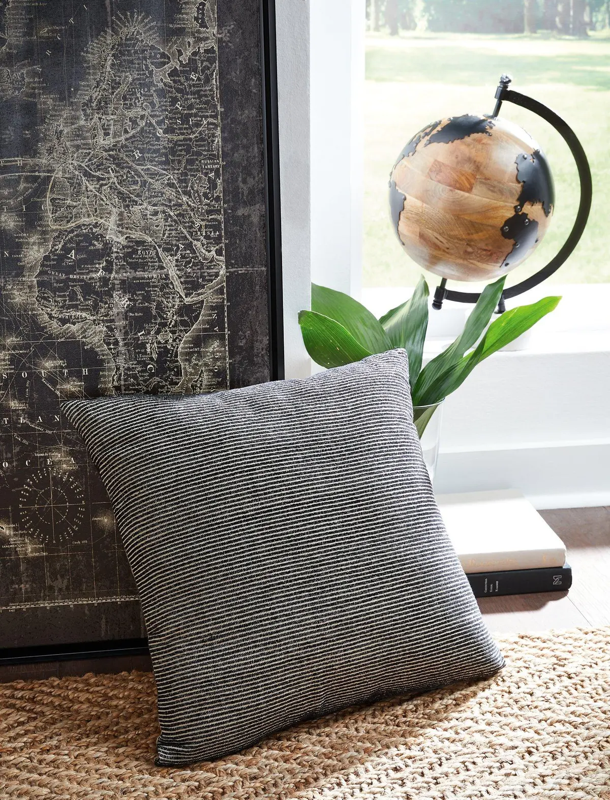 Edelmont Pillow 2