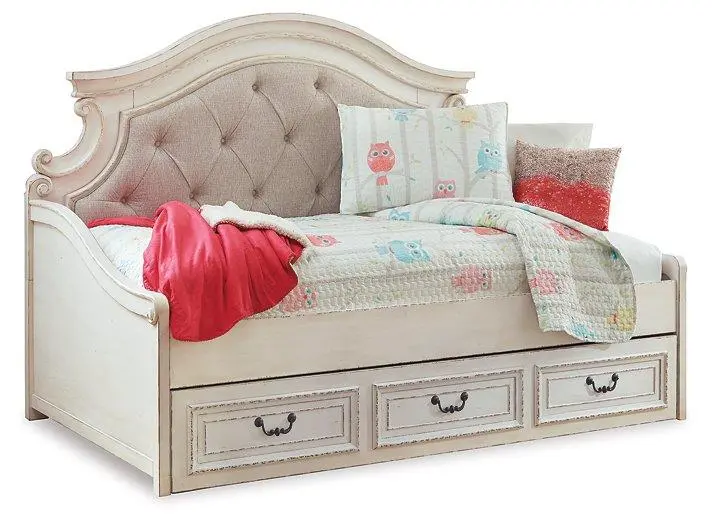 Realyn Daybed With 1 Large Storage Drawer 1