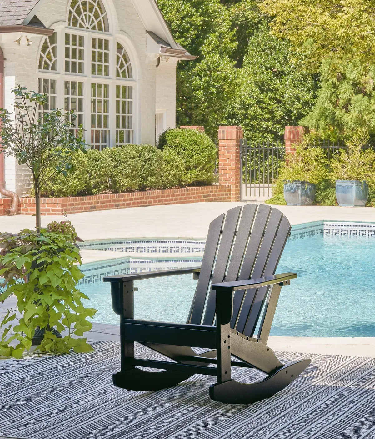 Sundown Treasure Outdoor Rocking Chair 2