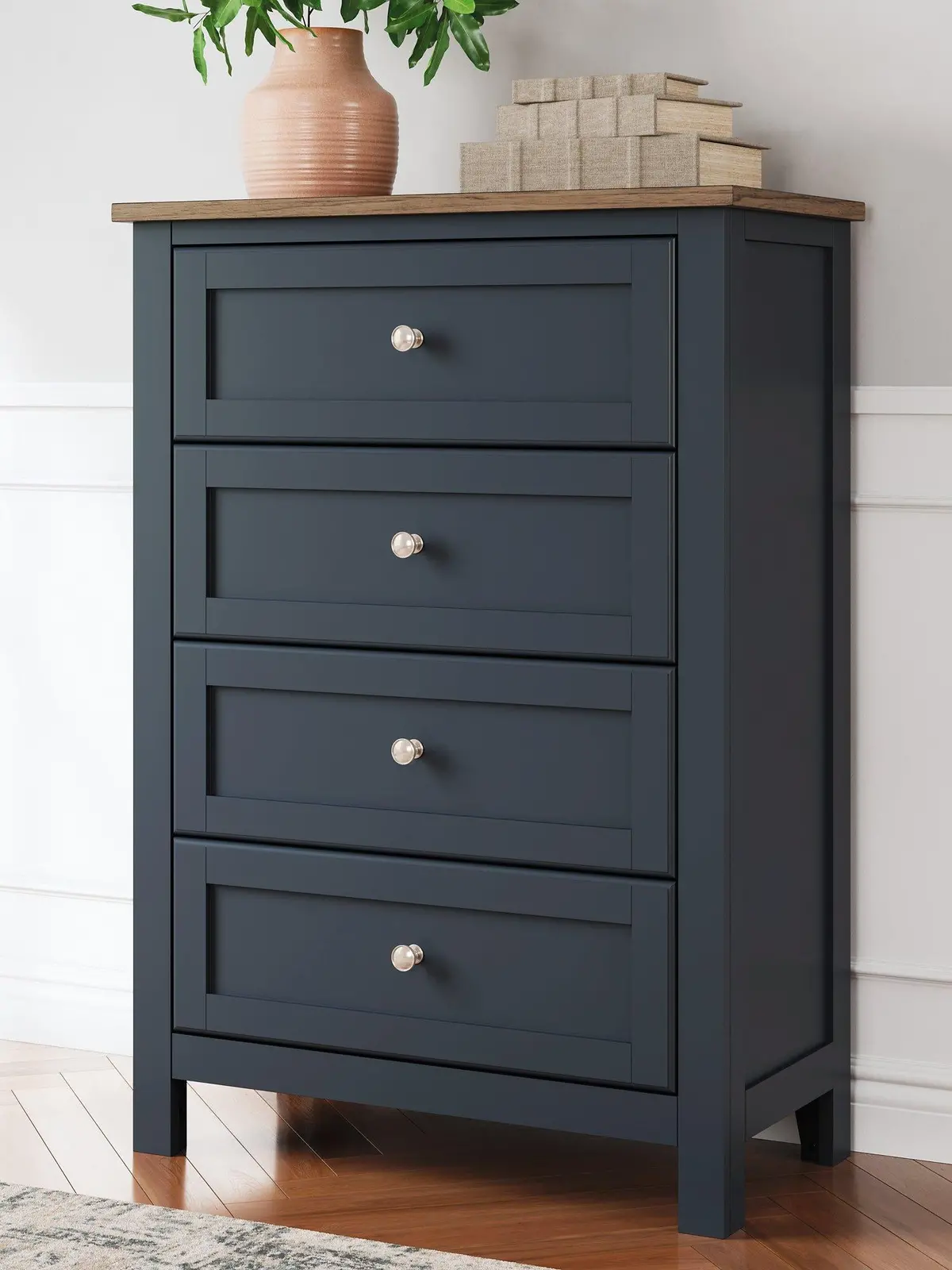 Landocken Chest Of Drawers 2