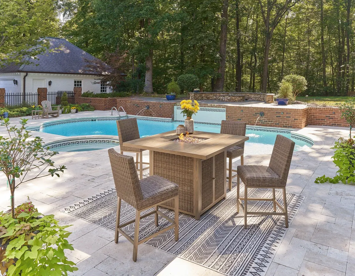 Walton Bridge Outdoor Bar Set 1