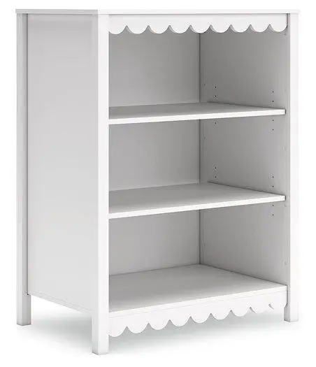 Hallityn Bookcase 1