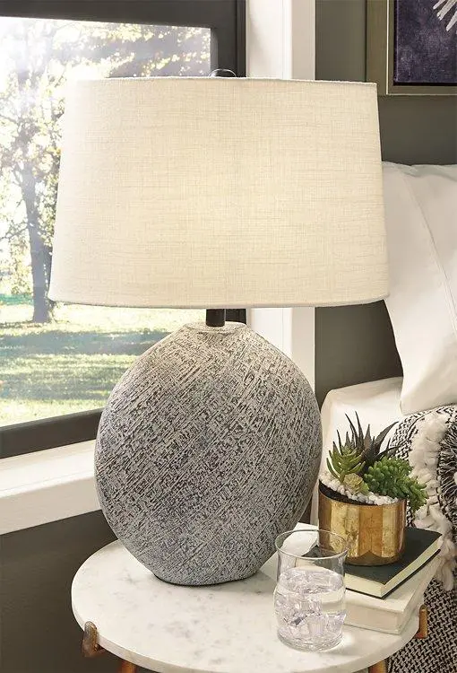 Harif Table Lamp 2