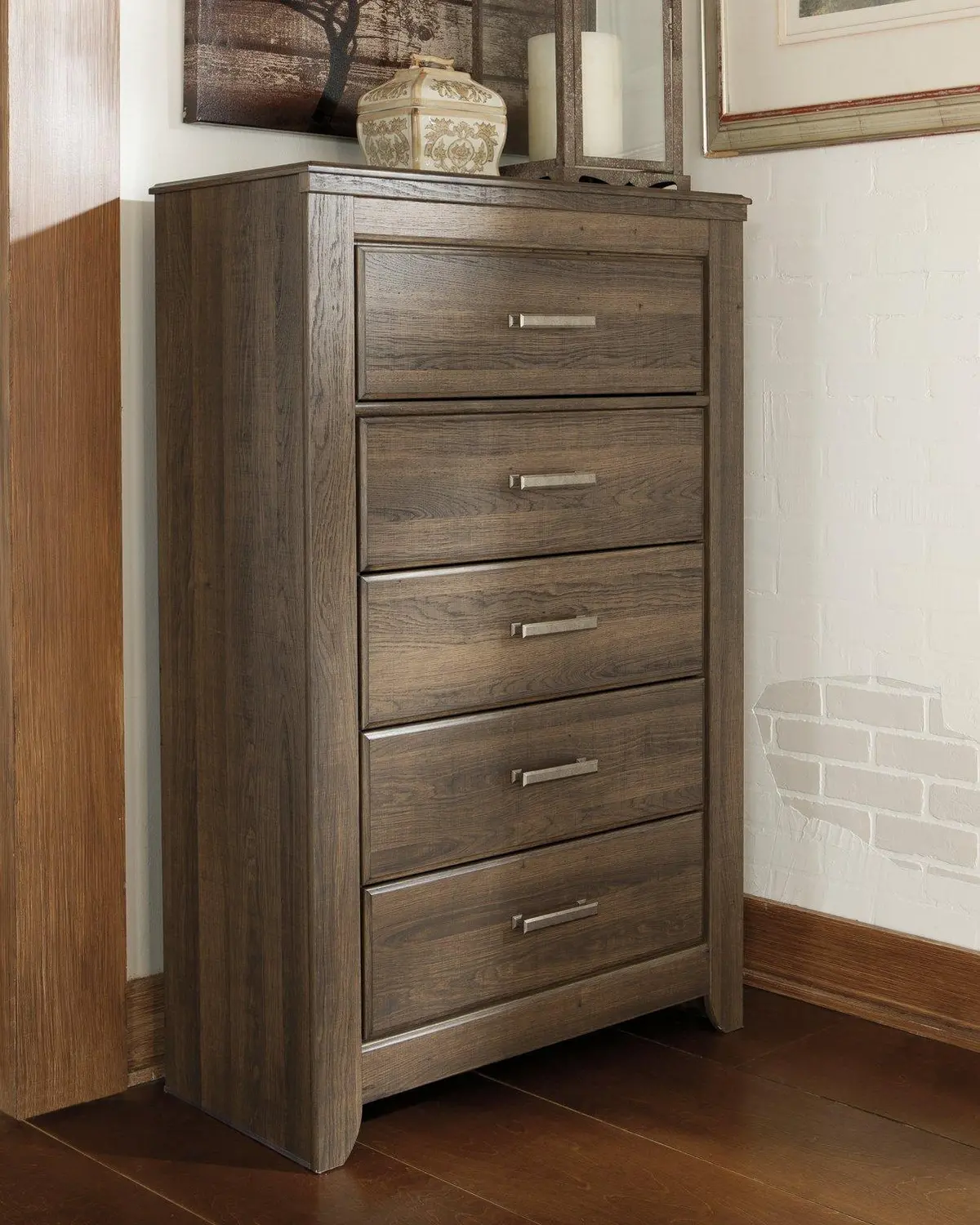 Juararo Chest Of Drawers 2