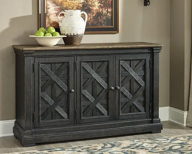 Tyler Creek Dining Server 2