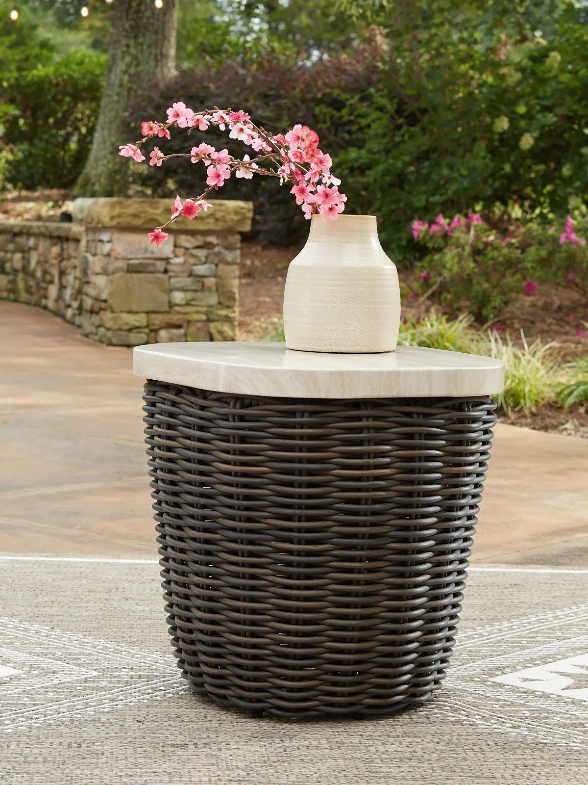 Kimora Outdoor End Table 2