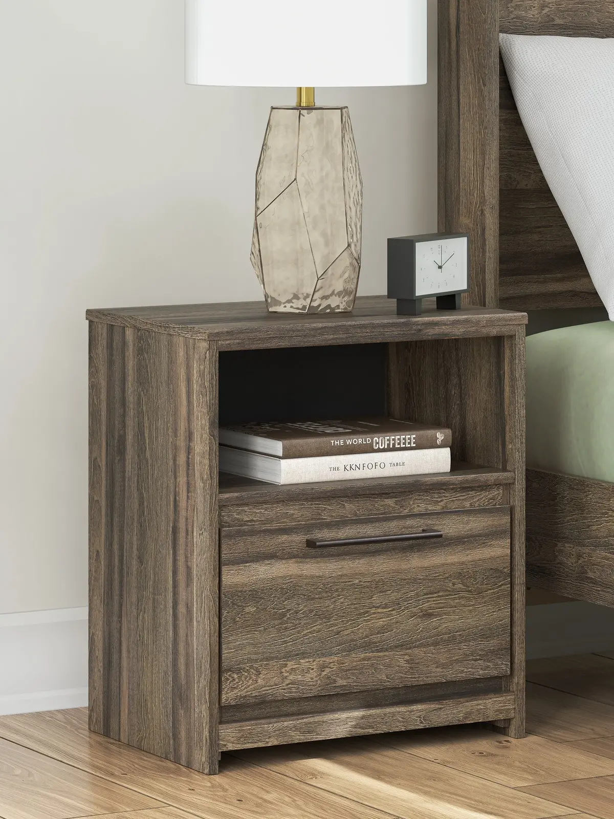 Elbrim Nightstand 1