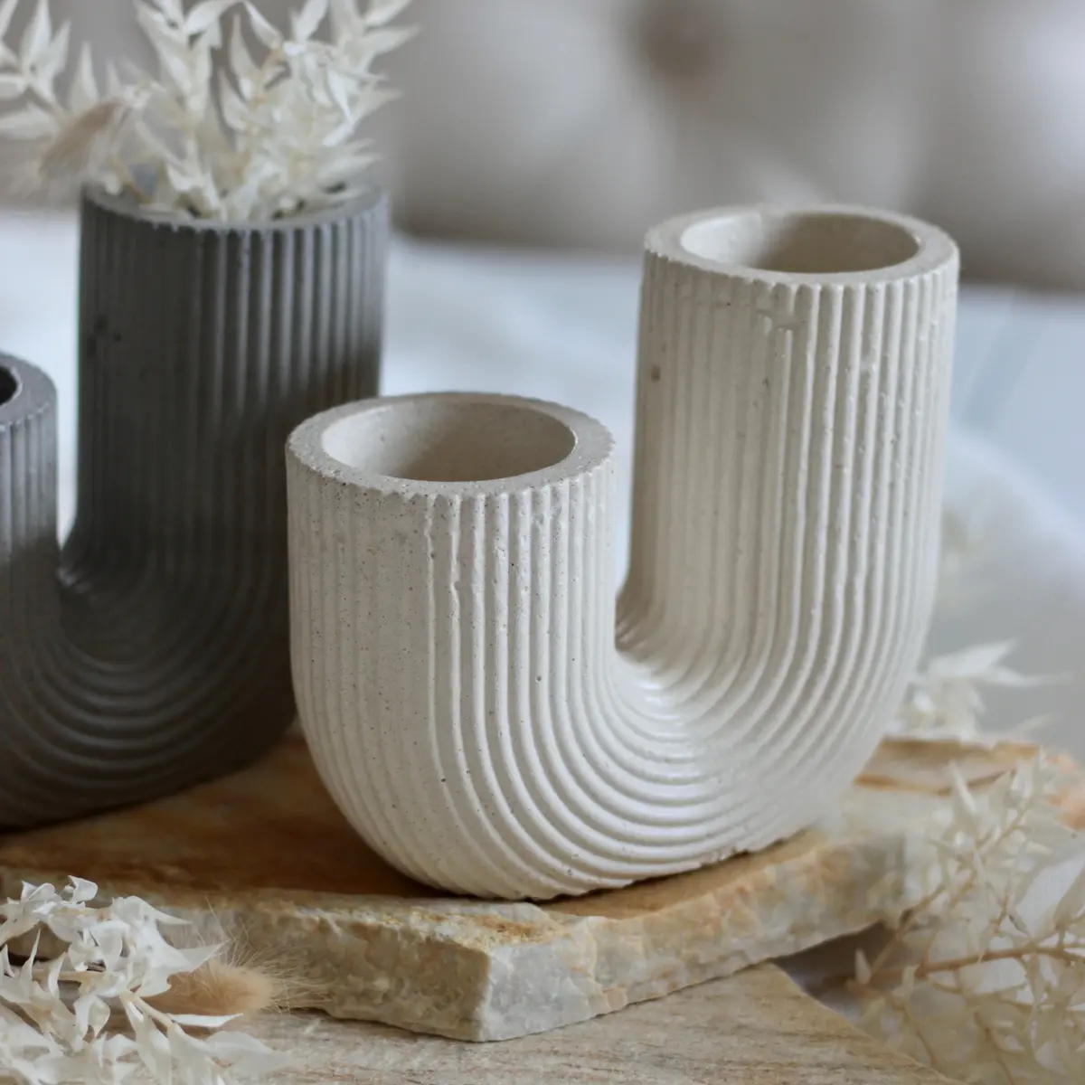 Betonvase „U-Vase Xl“ 2
