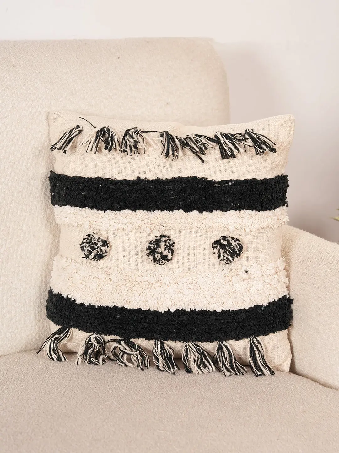 Dramatic - Square Cushion Cover 1