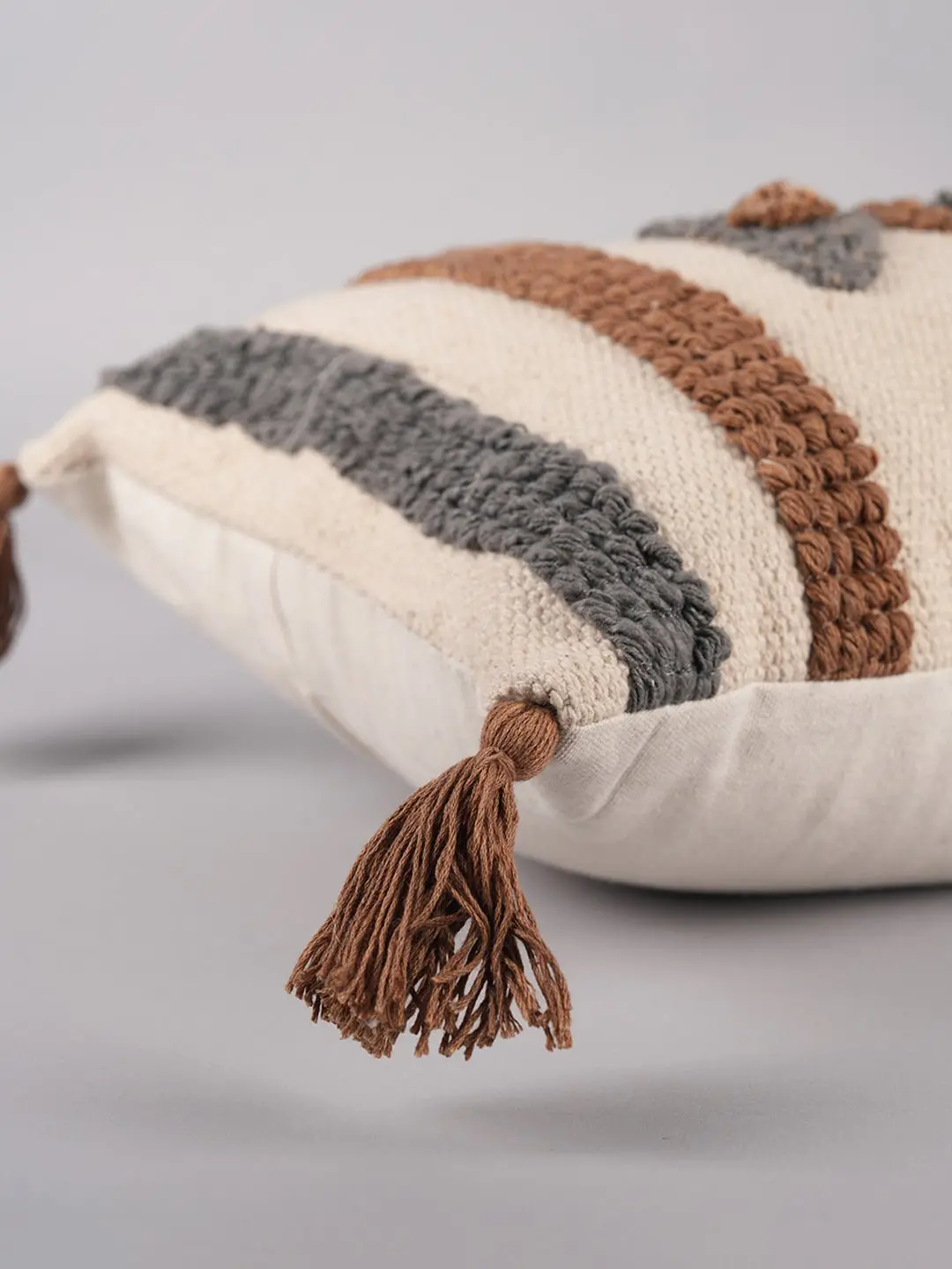 Guthrie - Lumbar Cushion Cover 2