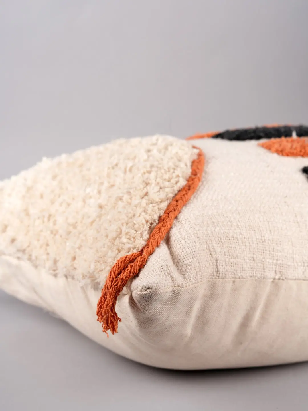 Thrifty - Lumbar Cushion Cover 2