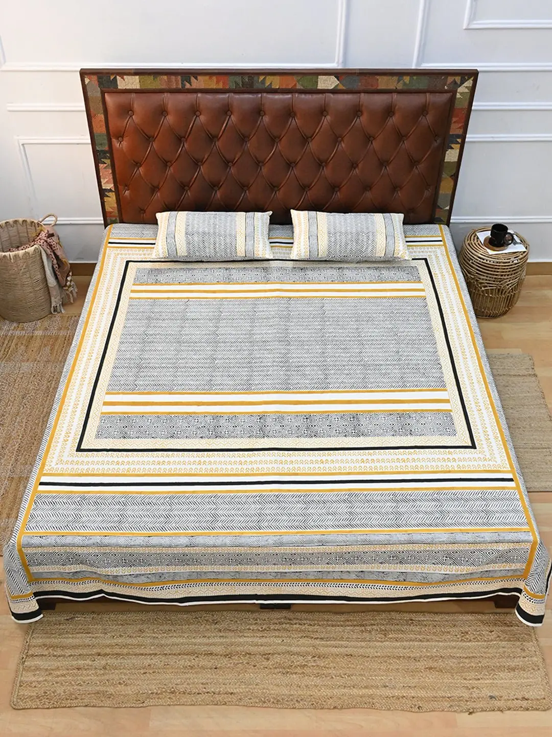 Lineup Geometric Cotton Block Printed Double Bedsheet With Pillow 2