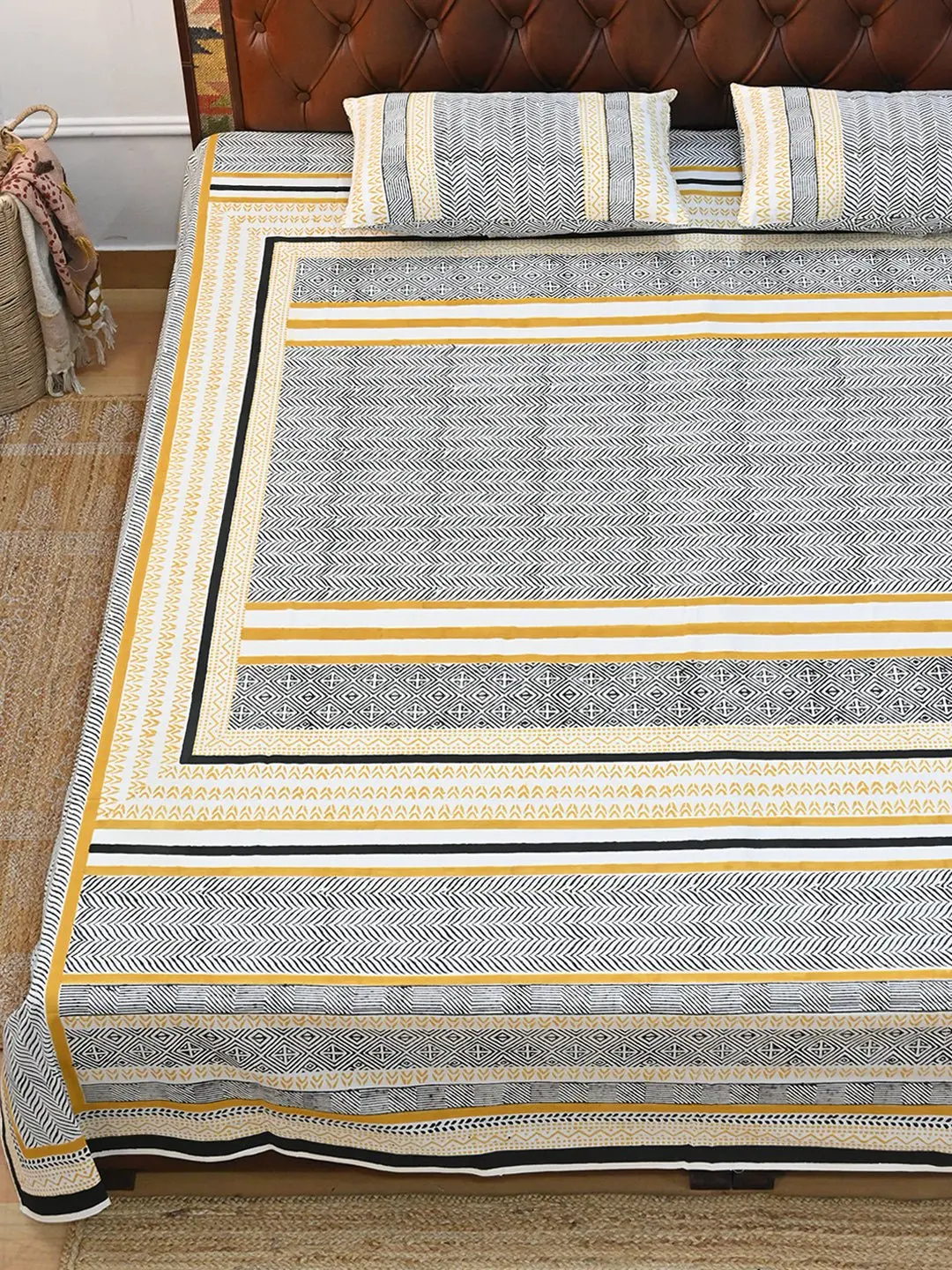 Lineup Geometric Cotton Block Printed Double Bedsheet With Pillow 1