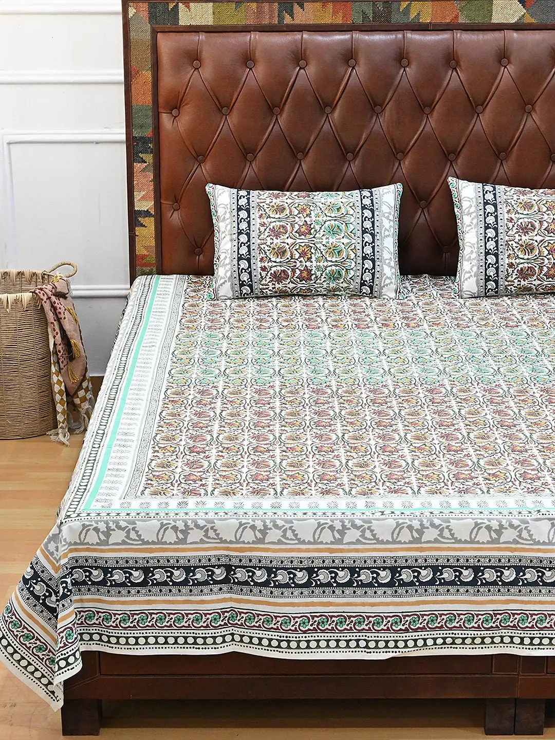 Havana Green & Red Cotton Printed Double Bedsheet With Pillow 1