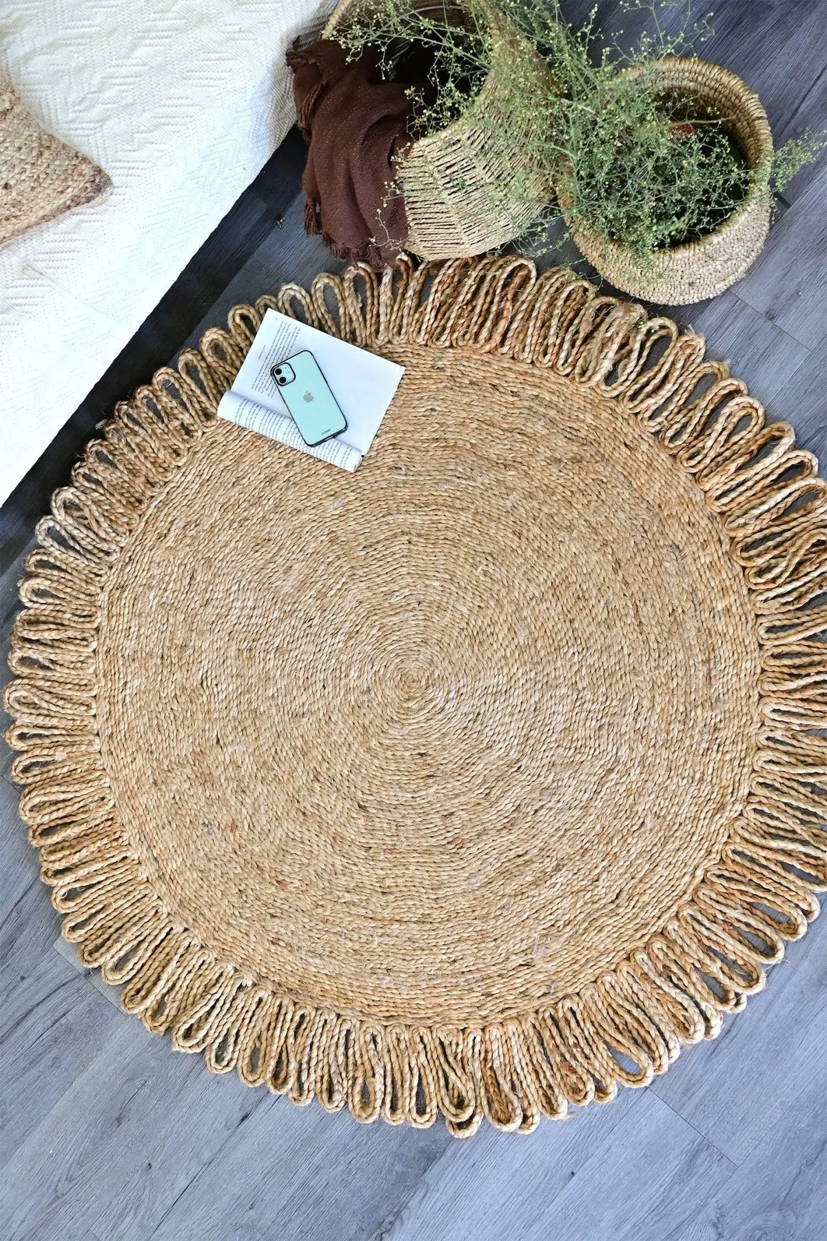 Desire  -  Round Jute Rug 1