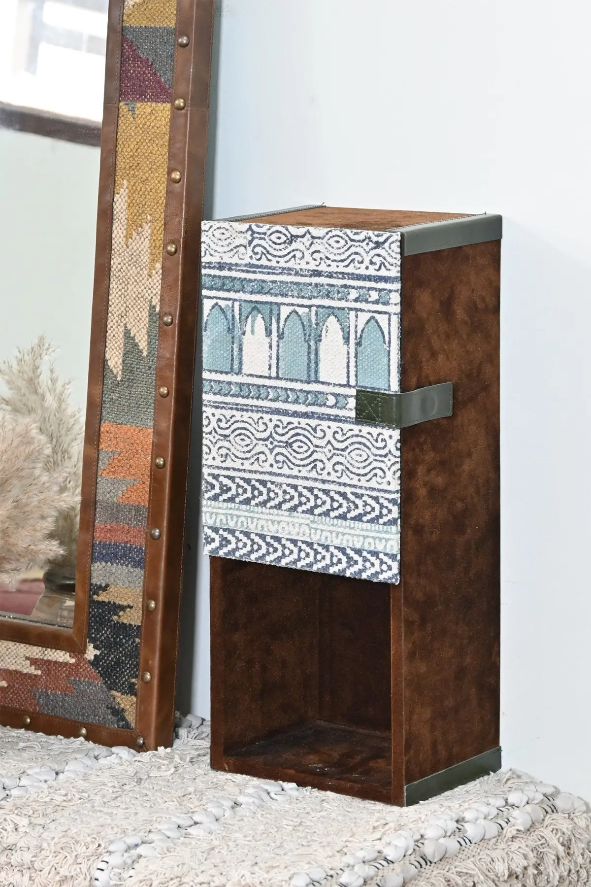 Lantana- Cotton Printed Wall Cabinet 1