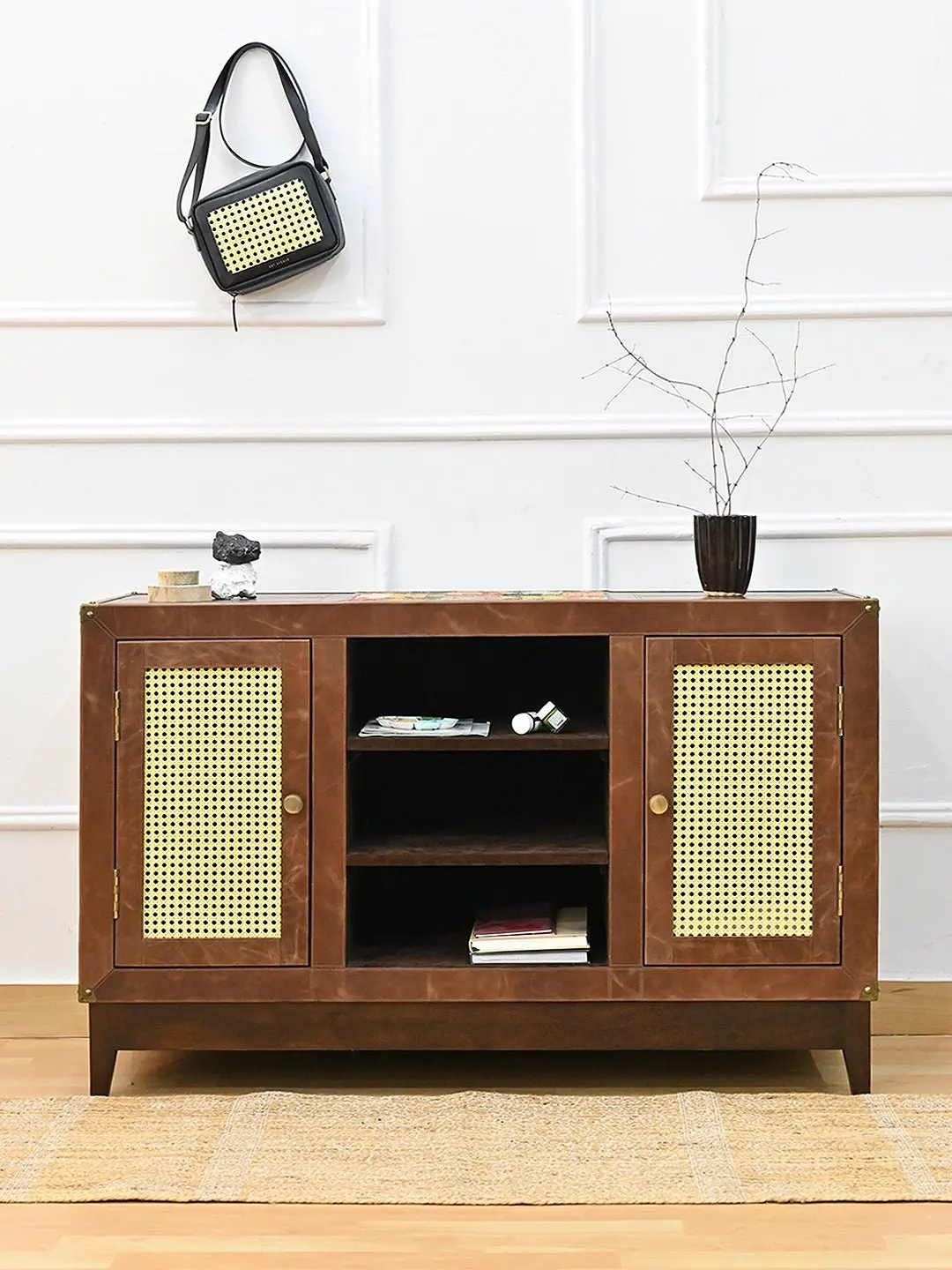 Ashley Tv Unit - Kilim And Leather 1