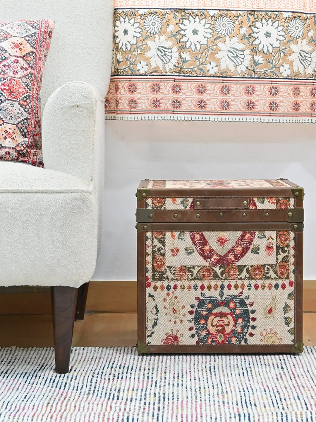 Utopia - Cotton Printed Durrie & Leather Turnk 1