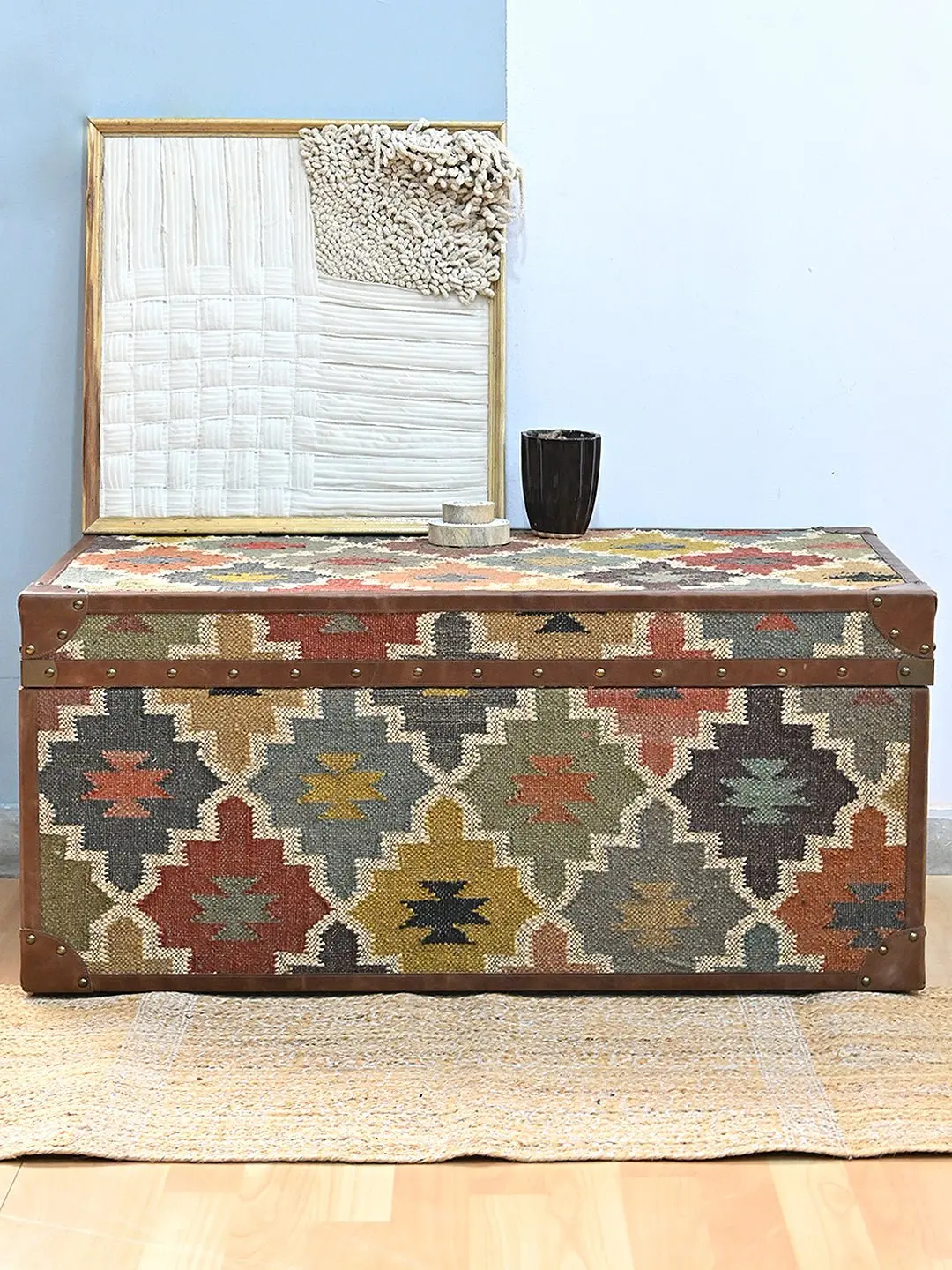 Elite Kilim Trunk/Table With Leather 1