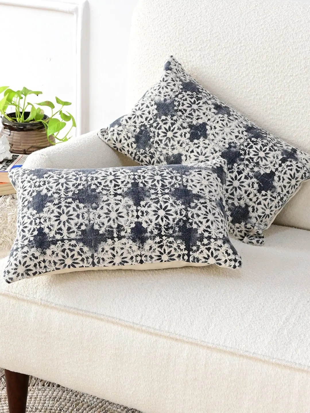 Igneous-Lumbar Cushion Cove 1