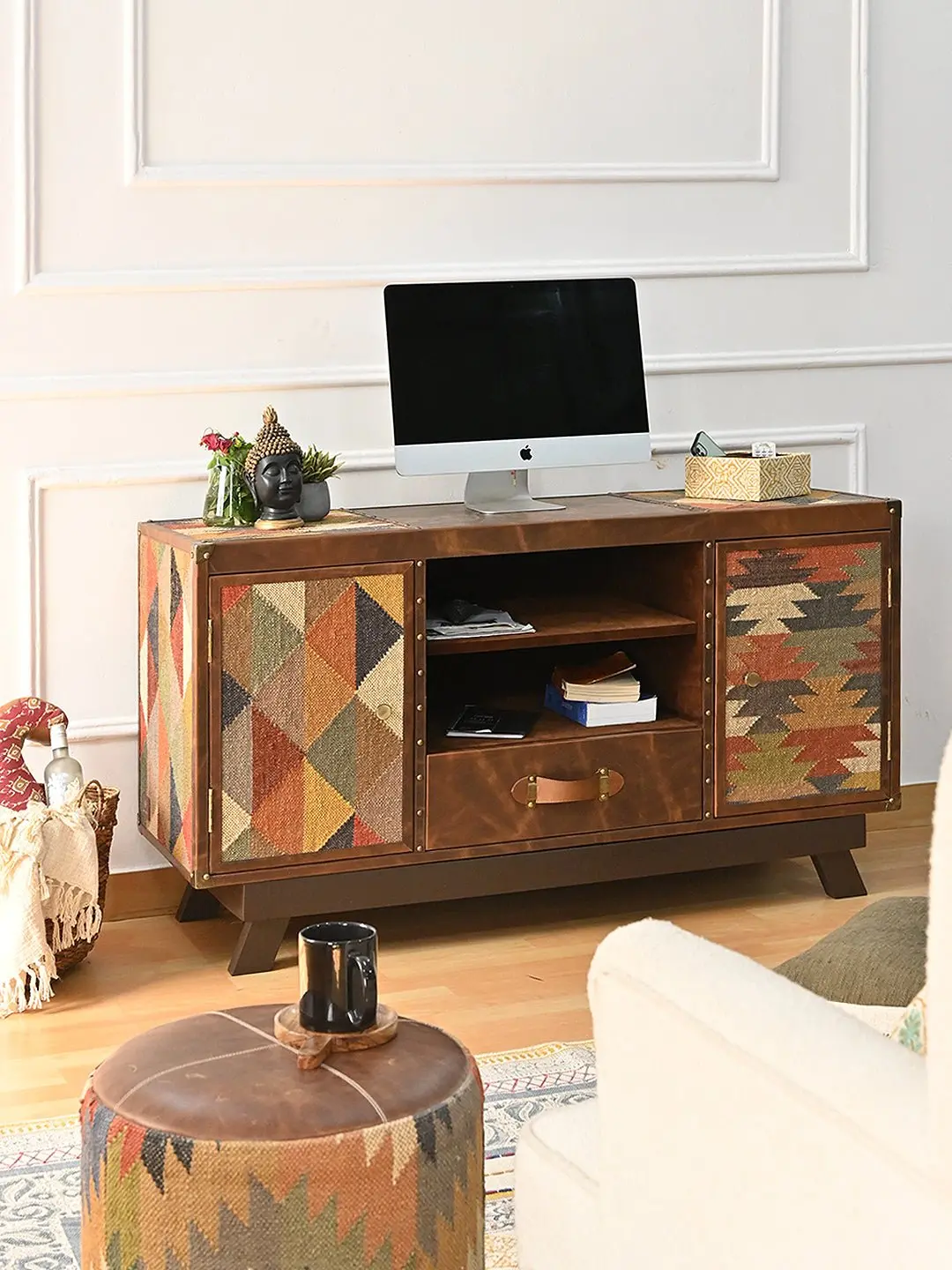 Medesa Tv Unit -  Kilim And Leather 1