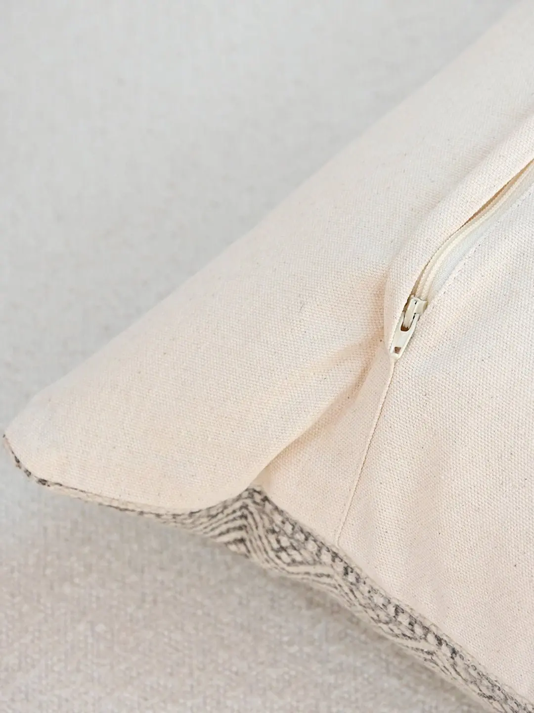 Mahogany-Lumbar Cushion Cover 2