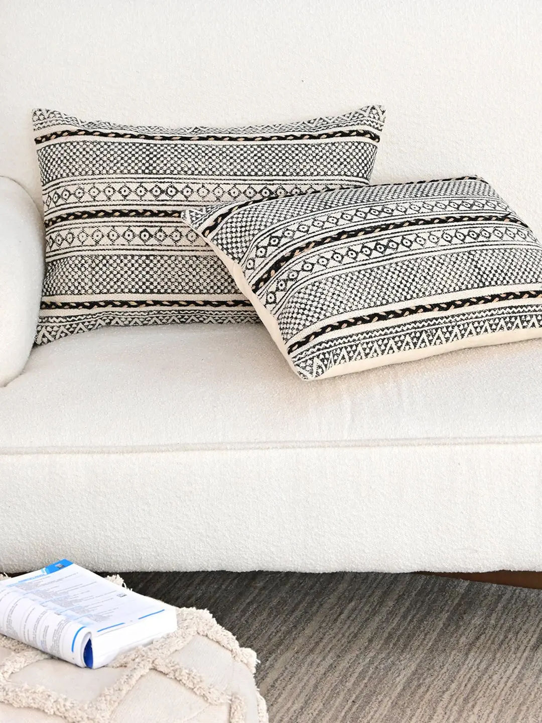 Vapor - Lumbar Cushion Cover 1