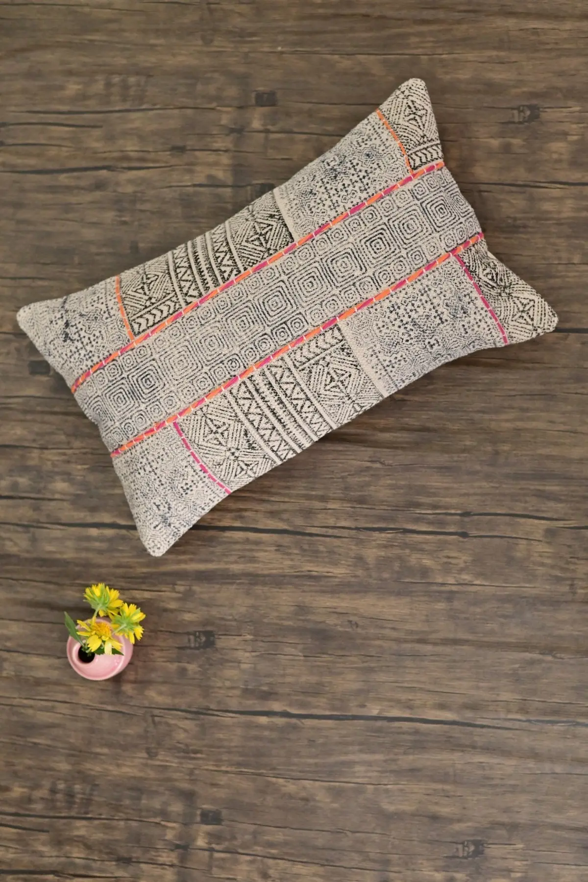Osho - Lumbar Cushion Cover 1